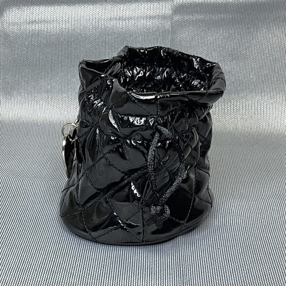 Guess Gift Pouch‎ Black Vinyl Quilted Drawstring Watch Holder Cosmetic Mini Bag - Picture 2 of 9